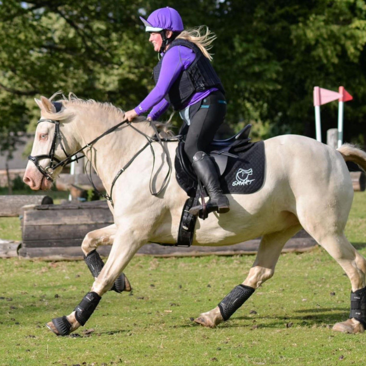 SMART Native Event saddle